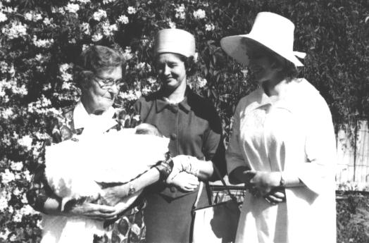 Elizabeth (Ma) Dunlop, Olga Mary Dunlop & Paulette Brown                   with Michelle