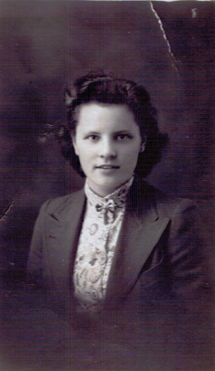 Lizzie (Ida) at 17 Years