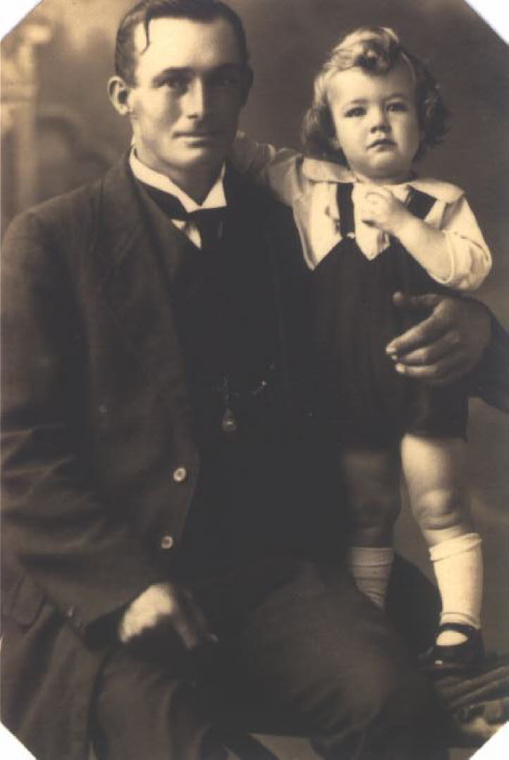 Hubert Jenkins & young Alexander - abt 1923-24