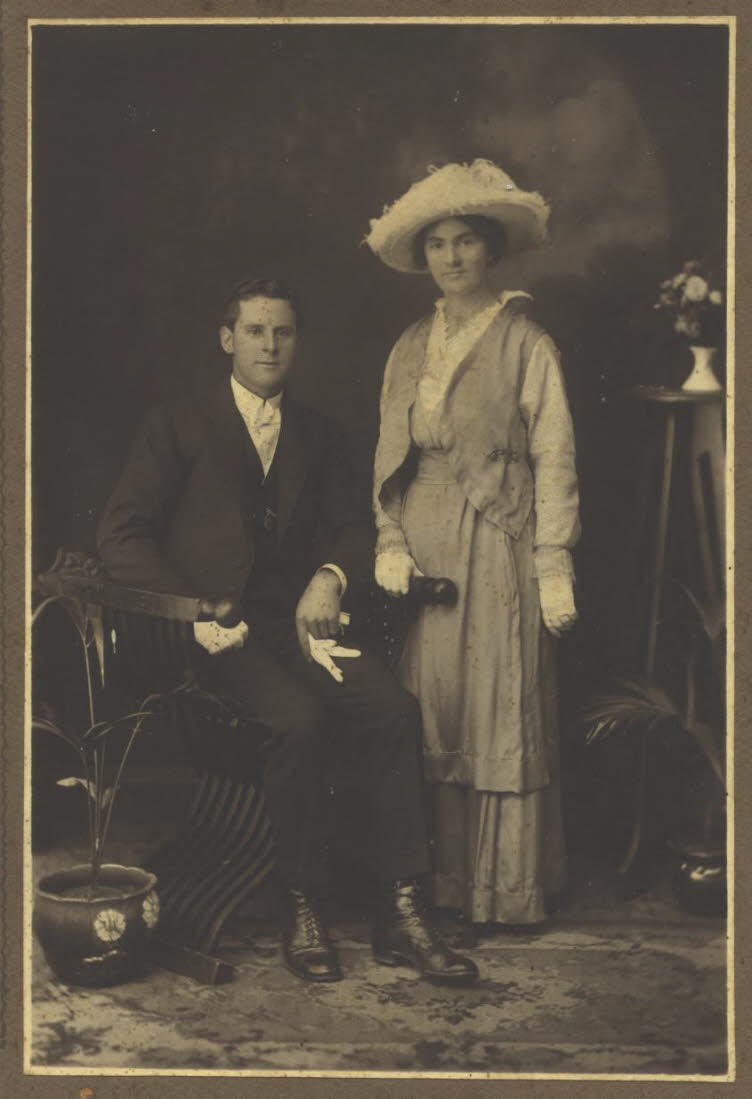 Leslie (Les) Loftus & Beatrice Snushall